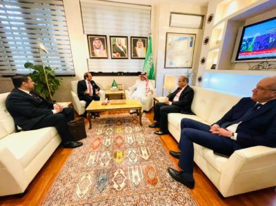 “سفير المملكة “لدى الجزائر يلتقي برئيس المجلس الجزائري للتجديد الاقتصادي..