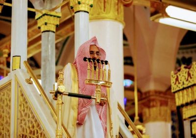 آل الشيخ : ألا فحركوا بهذا القرآن العظيم قلوبكم وعظموا به خالقكم..