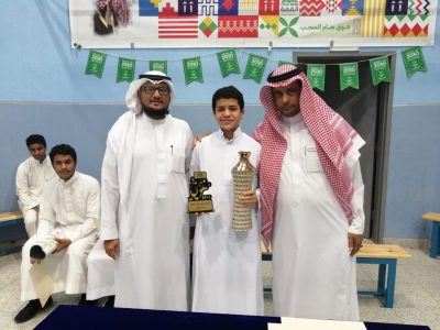 عمار الأول على المدرسة .. والسر حلقات القرآن..