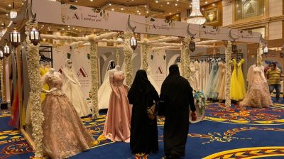 الأميرة مشاعل تفتتح معرض “عراقة” وتدعو للتوسع في الفعاليات التي تبرز إبداع المرأة السعودية..