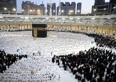 “أمير مكة” يعلن نجاح خطط العمرة في رمضان وعدم تسجيل أي حوادث خلالها..