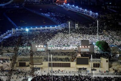 جموع المصلين يشهدون ليلة ختم القرآن بالحرم المكي..