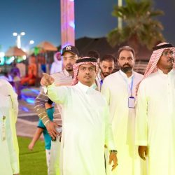 بالفيديو: سوء تصرف من عامل يؤدي لحريق بمحطة وقود في تبوك..