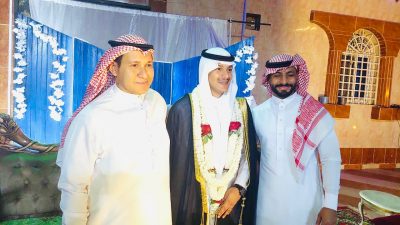 “أفراح آل إدريس وآل سويد بحي الزهور”  يزفون الشاب مازن إلى القفص الذهبي.