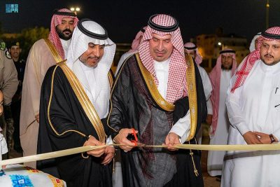 محافظُ ضباء يُدَشِّنُ انطلاقَ فعالياتِ مهرجان المنتجات الزراعية الأول…