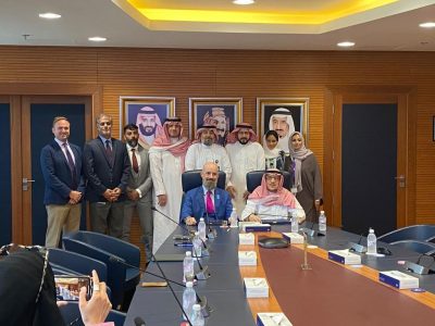 جامعة الأعمال والتكنولوجيا وسيمنس للطاقة تبرمان اتفاقية تعاون للتدريب والتوظيف