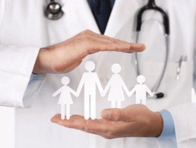 الصحة تطلق حملة تعريفية بطبيب الأسرة تحت شعار لك ولأفراد عائلتك…