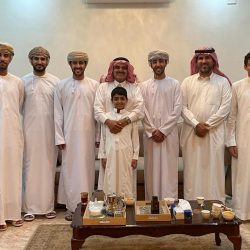 سعادة مدير عام فرع وزارة الإعلام بمنطقة مكة المكرمة يكرم الزميل الأستاذ منصور نظام الدين