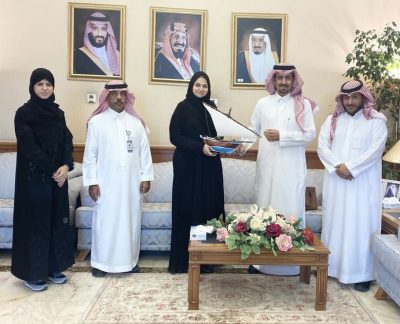 محافظ القطيف يؤكد على تعزيز البرامج السياحيه لذوي الإعاقة