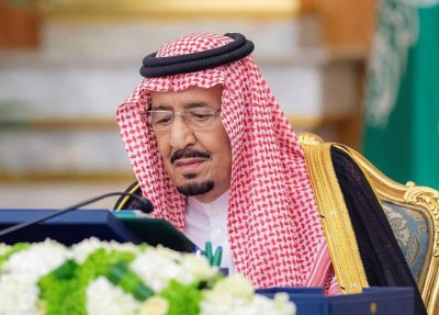 خادم الحرمين الشريفين يرأس جلسة مجلس الوزراء