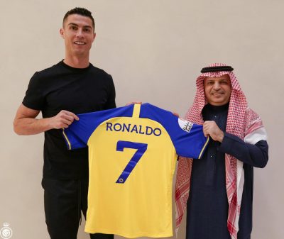 “42 مليونا”و صلاحيات إدارية تقرب رونالدو من النصر