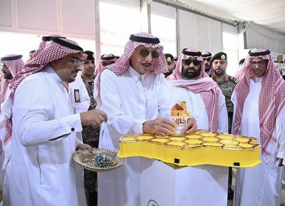 “سموُّ أميرِ جازان “يدشِّن مهرجان العسل  الثامن بالمنطقة