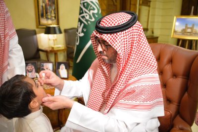 سمو الأمير سعود بن جلوي يدشّن حملة تطعيم شلل الأطفال بجدة…