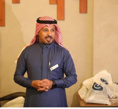 رئيس دراج ينبع يدشن الزي الرسمي للفريق ويعلن انطلاق السباق الجبلي يوم الجمعة القادم…