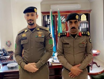 مدير شرطة محافظة دومة الجندل يقلّد عدداً من الأفراد رتبهم الجديدة