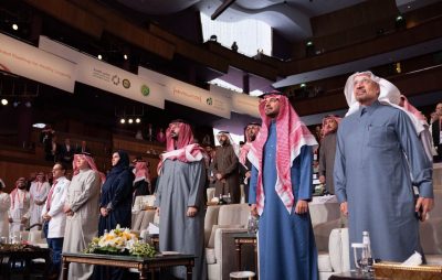سمو الأمير عبدالله بن بندر يفتتح “قمة خارطة الطريق لإطالة العمر الصحي”