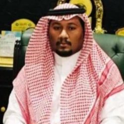 في يوم الاحتفاء بيوم التأسيس : بلدية ضمد ينثرون الورود على المواطنين…