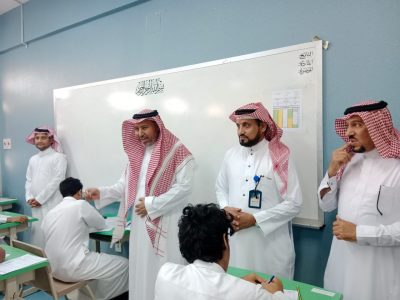 مدير مكتب تعليم ضمد يتفقد سير الاختبارات بمدرسة ثانوية السليل…