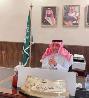 محافظ ضمد يُكَرّم الموظفين المتميزين والموظفات المتميزات للعام المنصرم 2022م…