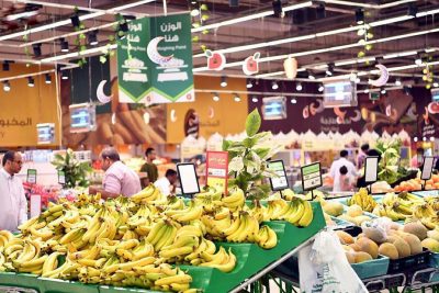 مراكز التسوق في جازان تتفاعل مع مبادرة “تخفيض السلع الرمضانية”