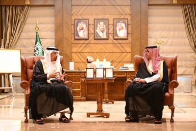 سمو محافظ جدة يستقبل وزير الاستثمار