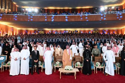 محافظ جدة يشهد حفل تخريج 430 طالباً وطالبةً من شركة البحر الأحمر الدولية