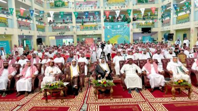 محافظ الليث يرعى احتفال اليوم الوطني 93 في مدرسة الليث الثانوية