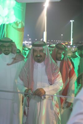محافظ بيش يفتتح معرض وفعاليات اليوم الوطني 93 ببيش
