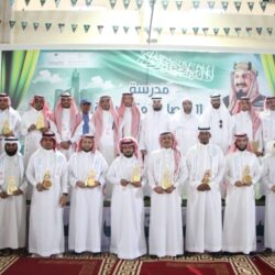 رئيس مركز الشقيري يكرم معلمي مدرسة تحفيظ القران الابتدائية والمتوسطة بالشقيري في يوم المعلم..