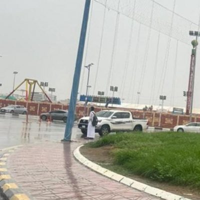 أولياء الأمور يبدون استياءهم من عدم تعليق الدراسة بتعليم صبيا..