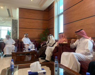 أمين عسير يبحث مع مسؤولي وقف الوالدين حزمة مبادرات لدعم العمل الاجتماعي التنموي.