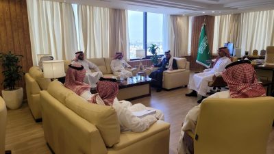 “مدير بيئة مكة “يلتقي مديرا فرعي الموارد البشرية والتجارة بالمنطقة.