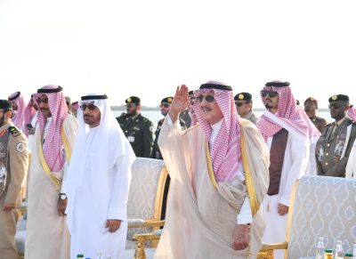 “الأمير محمد بن ناصر” يشهد مع أهالي جازان المسيرة العسكرية للقطاعات الأمنيّة بمناسبة يوم التأسيس.فيديو وصور٠