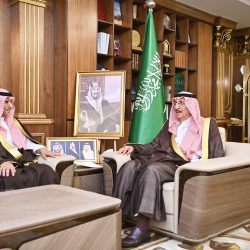 الأمير سعود بن جلوي يستقبل القنصل الفرنسي