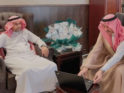 محافظ ضمد يدشّن حملة العناية بالمساجد في المحافظة..