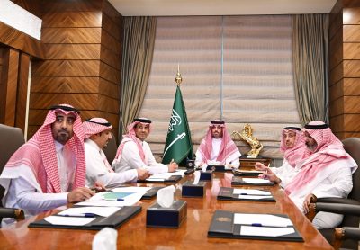 الأمير سعود بن عبدالله بن جلوي يرأس اجتماعاً لاستعراض مُبادرة  تجمّع الصناعات الغذائيّة بجدة