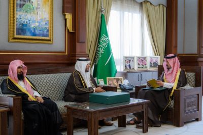 أمير المدينة يستقبل مدير عام فرع الهيئة العامة للولاية على أموال القاصرين..