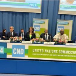 مُحافظ جدة يُشارك أبناء شهداء الواجب حفل الإفطار..