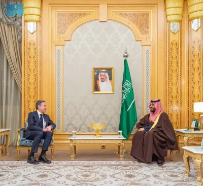 “سمو ولي العهد” يجتمع مع وزير الخارجية الأمريكي