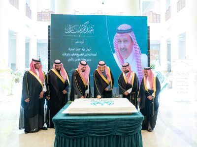 سمو أمير منطقة الباحة يستقبل منسوبي الإمارة وعدد من القيادات المهنئين بعيد الفطر المبارك