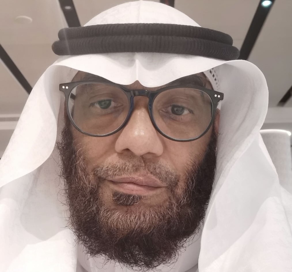 لاتؤلم أحداً.. فالقلوب يكفيها َمافيها