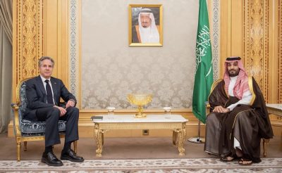 سمو ولي العهد يستقبل وزير الخارجية الأمريكي”فيديو”