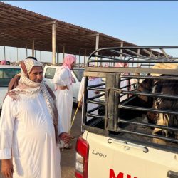 رئيس مركز الشقيري بضمد يؤدي صلاة عيد الأضحى مع جموع المصلين..
