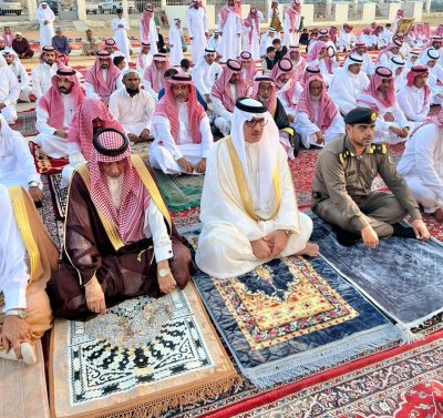 رئيس مركز ينبع النخل بندر بن نايف يتقدم المصلين بصلاة عيد الأضحى المبارك..