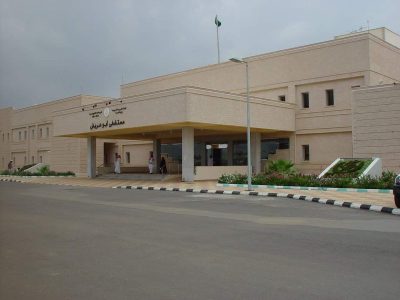 إغلاق مطعمين بـ”أبو عريش” احترازيا بعد رصد أكثر من 100 حالة تسمم..