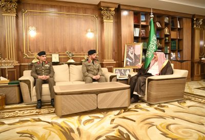 بالفيديو : أمير جازان يتسلم تقريرين عن منجزات وأعمال “شرطة ومرور” المنطقة للعام 2023م.. 