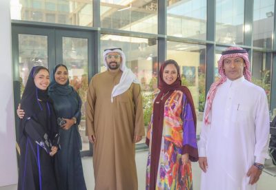 د.حنين شعيب تدشَّن معرض إحساس (ضوء القمر) بجدة وسط إبداعات فنيّة سعوديّة متنوعة