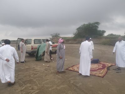 بالفيديو والصور : وادي محافظة ضمد يستقطب أهالي المحافظة بأجوائه الجميلة الماطرة وطبيعته الخلابة..
