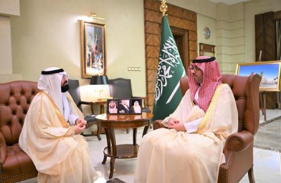 الأمير سعود بن جلوي يسْتقْبل مُحَافظَ الهيئة العامة لعقارات الدولة