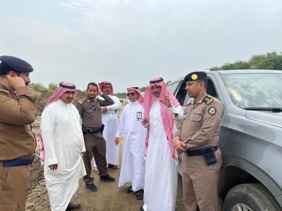 محافظ ضمد يتفقد قُرى المحافظة المتضررة من السيول والأمطار..